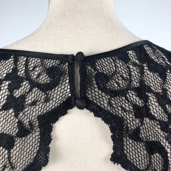 Eliza J Embroidered Detail Lace Dress Size 8 - Picture 6 of 9